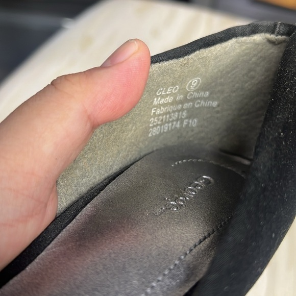 George Heels black size 9 Suade Peep Toe Bow Formal Elegant - Picture 6 of 6